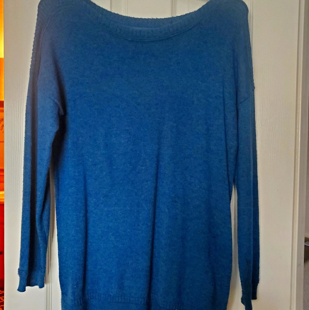 Long lightweight sweater